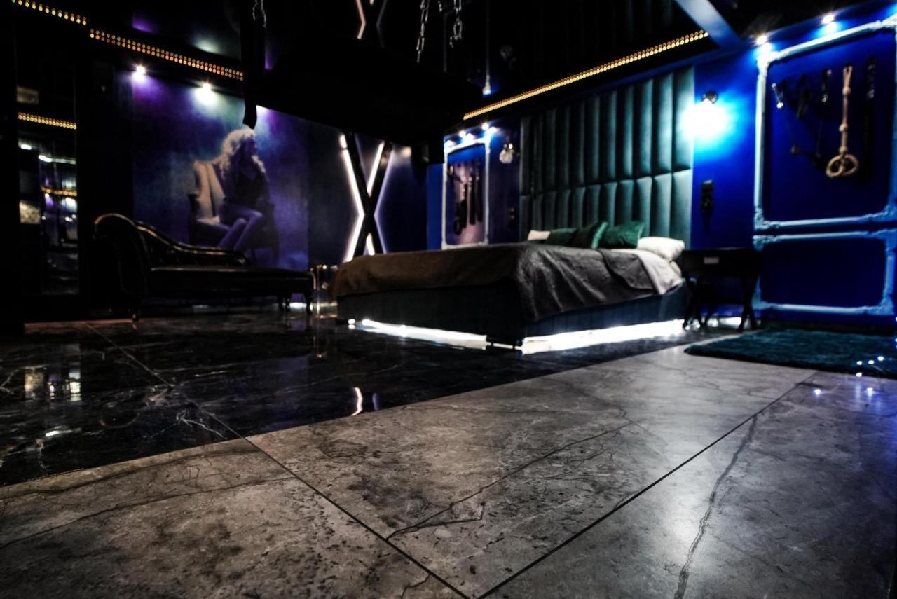 Grey Aqua Secret Apartament 格但斯克 外观 照片