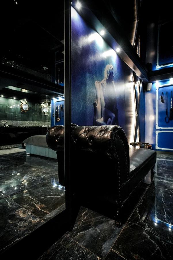 Grey Aqua Secret Apartament 格但斯克 外观 照片