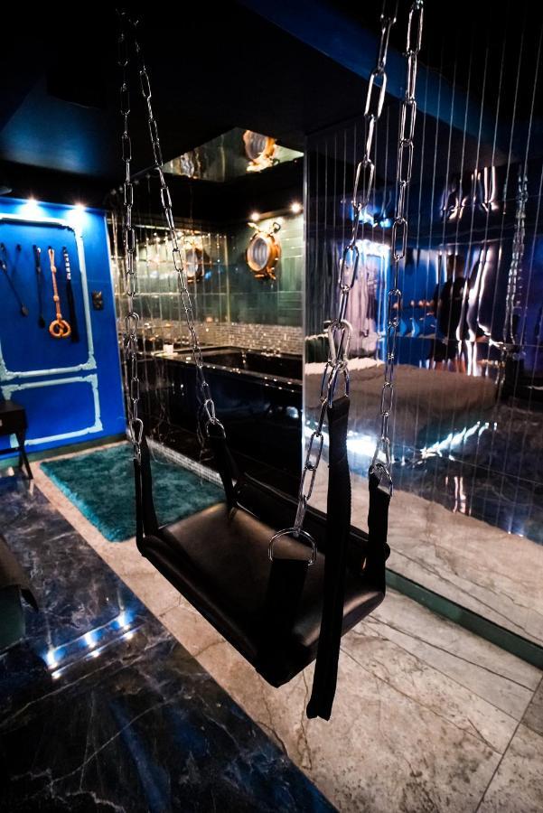 Grey Aqua Secret Apartament 格但斯克 外观 照片
